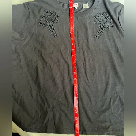 Levi’s Palm Tree Cutout T-shirt - Gray - Size XL - Picture 9 of 10